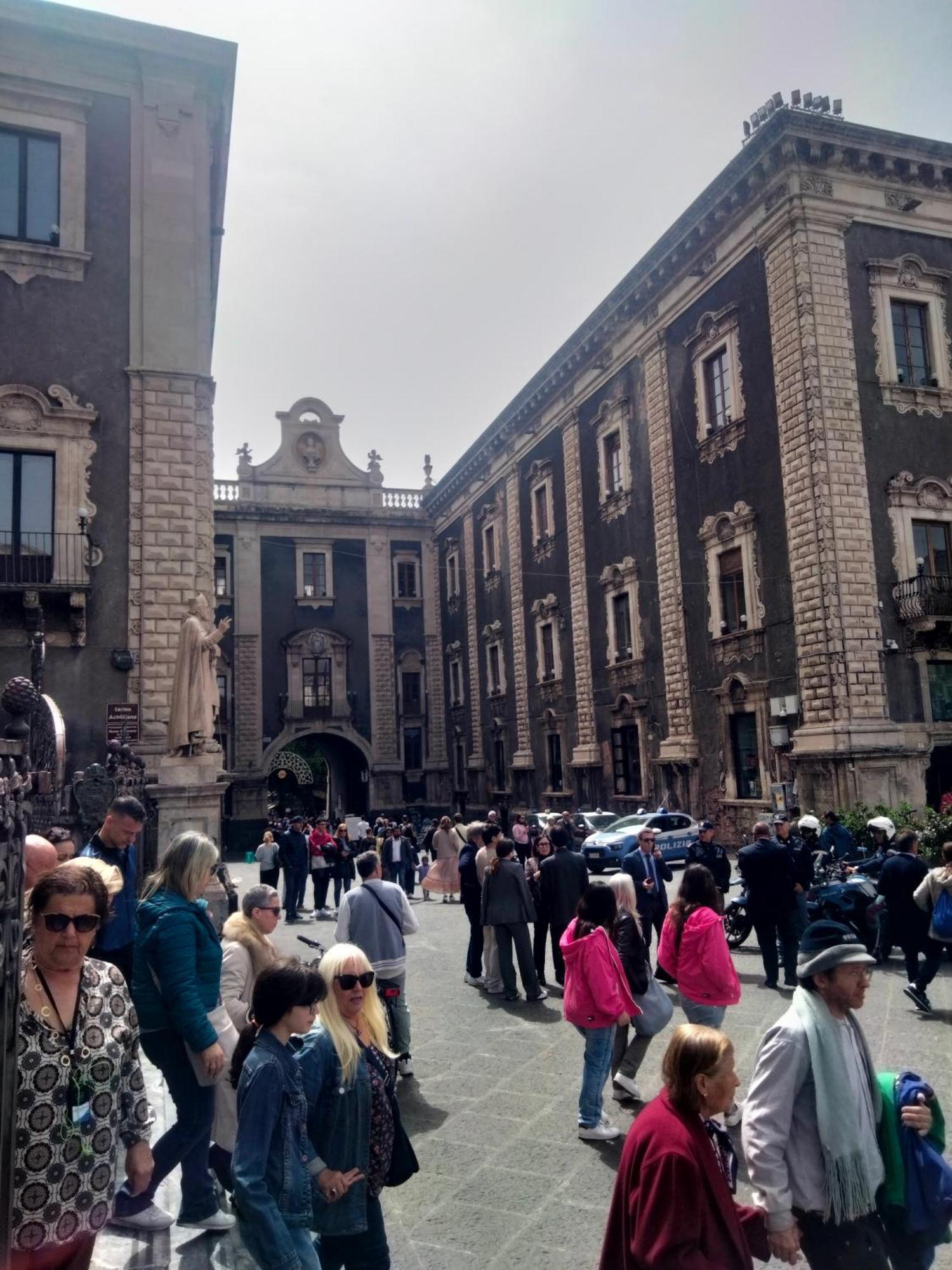קטאניה Etna Timeo Central Apartment In Baroque Building מראה חיצוני תמונה